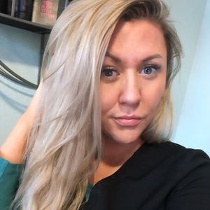 Meet your Posher, Marissa